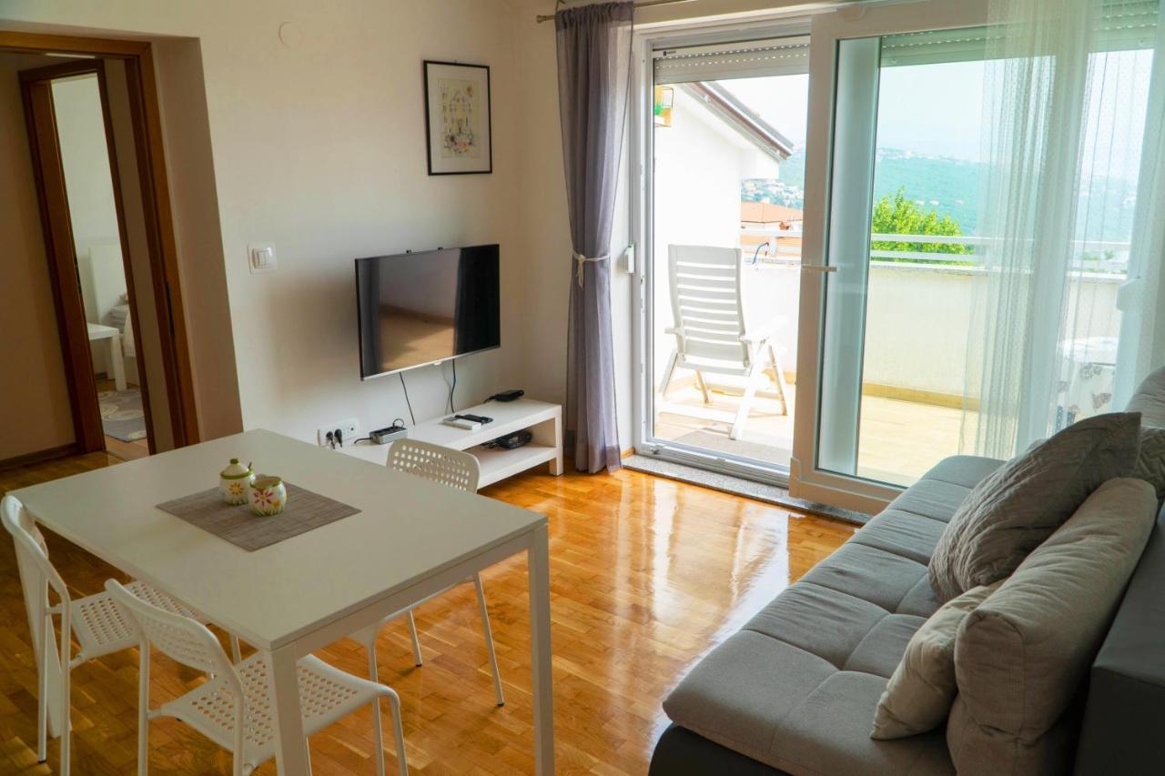 Milena Apartment Opatija Volosko Esterno foto