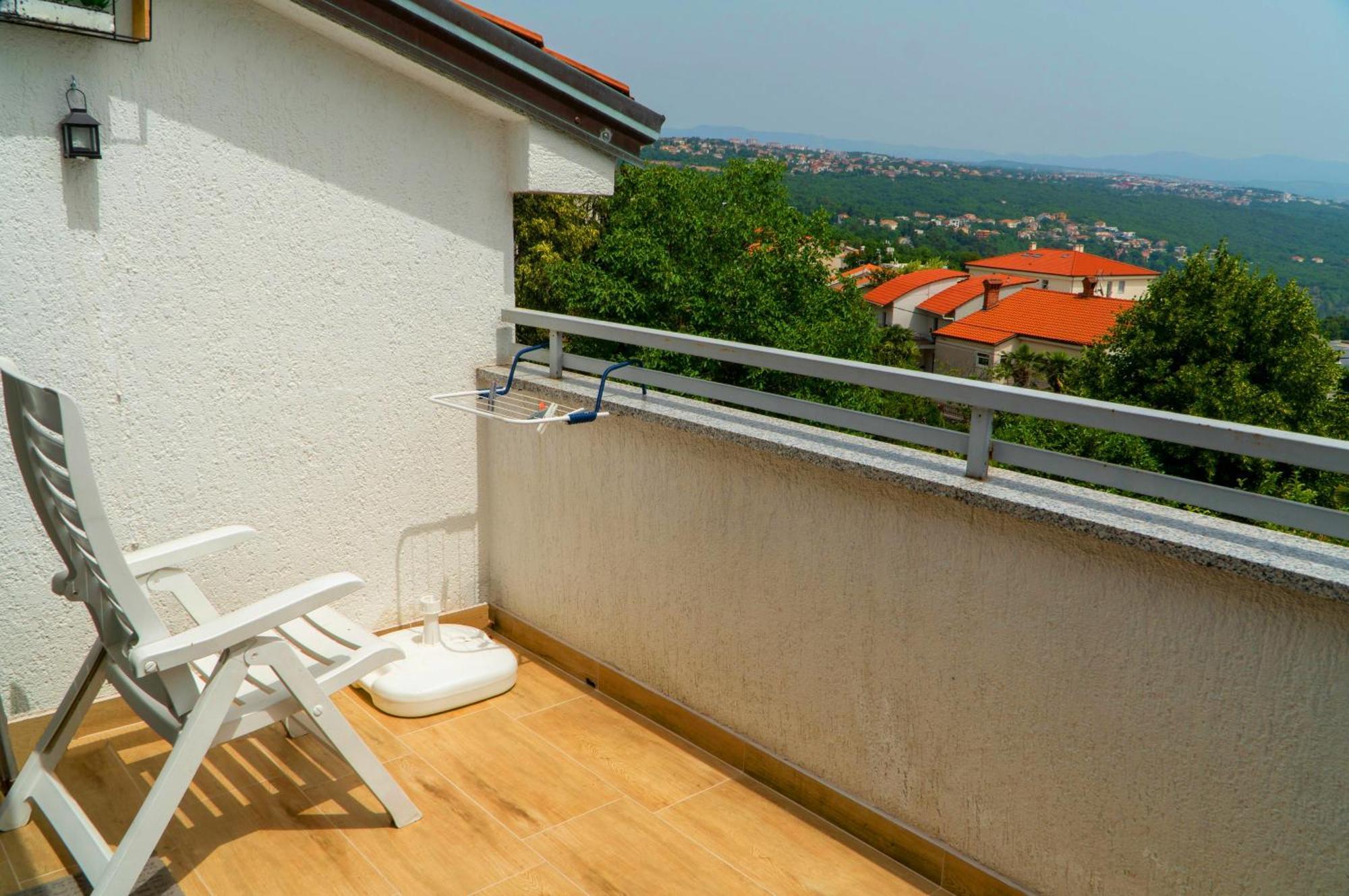Milena Apartment Opatija Volosko Esterno foto
