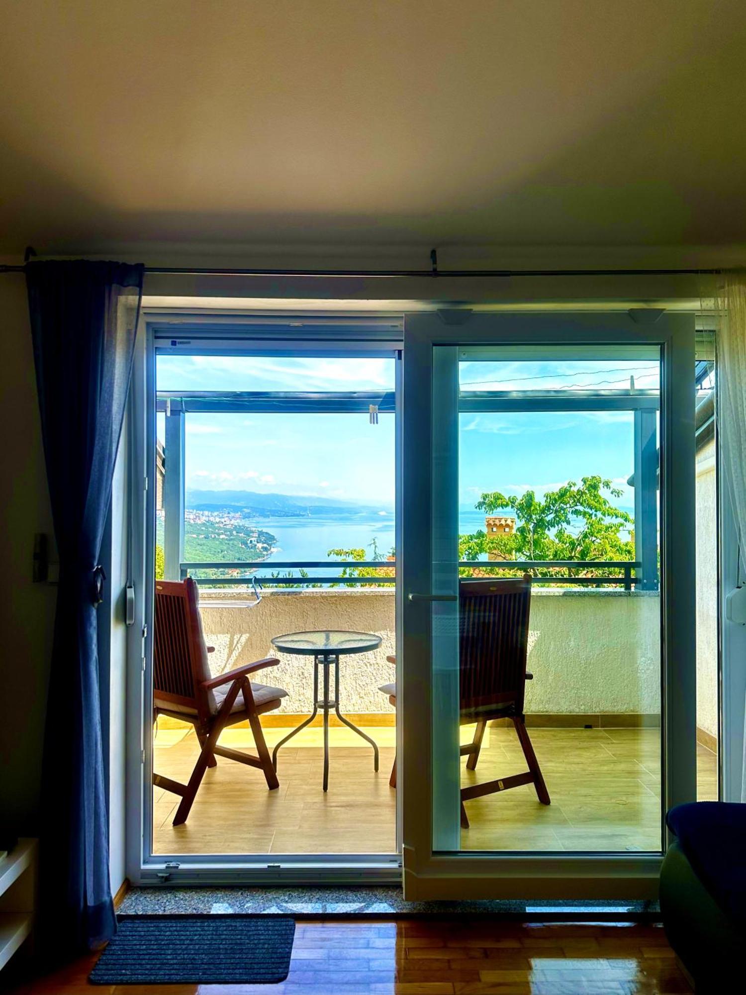 Milena Apartment Opatija Volosko Esterno foto